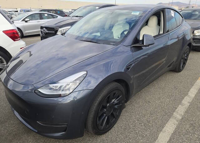 2022 Tesla Model Y Long Range