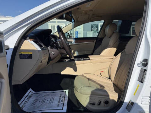 2015 Hyundai Genesis