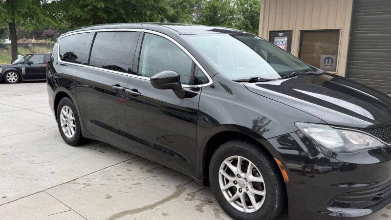 2017 Chrysler Pacifica Touring