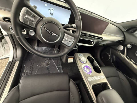 2023 Genesis GV60 Advanced