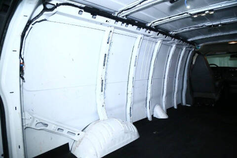 2023 Chevrolet Express 2500