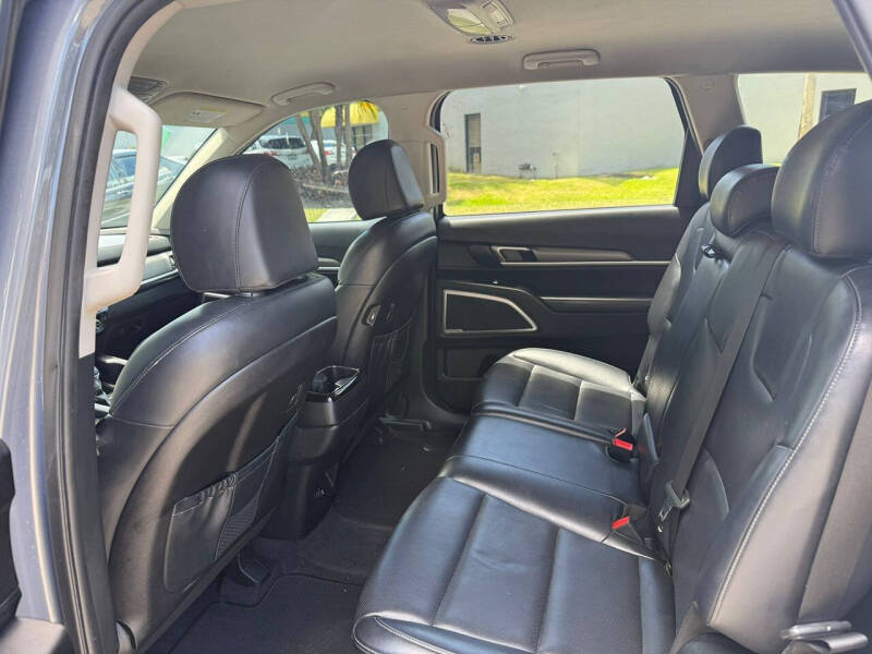 2022 Kia Telluride LX