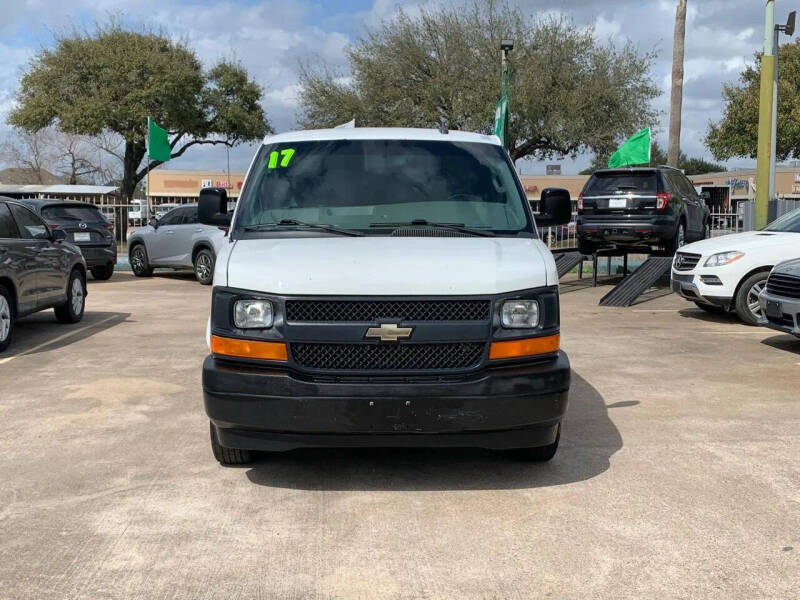 2017 Chevrolet Express 2500