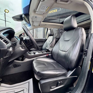 2020 Ford Edge Titanium