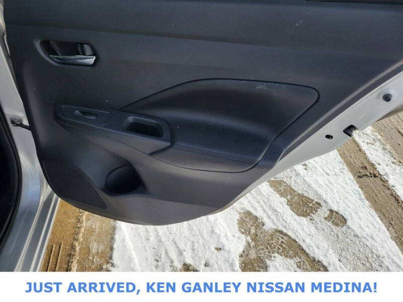 2020 Nissan Versa SV