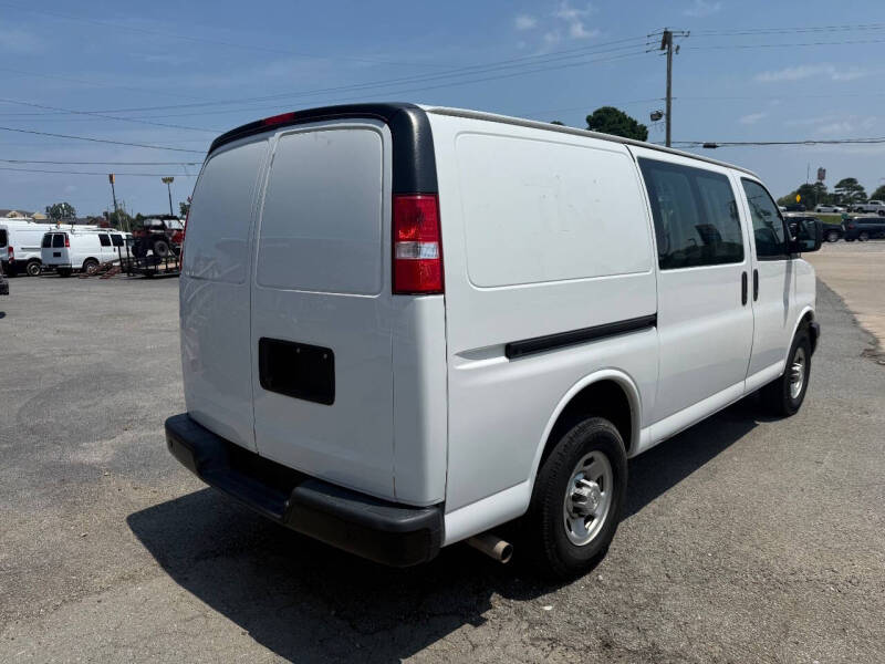 2021 Chevrolet Express 2500