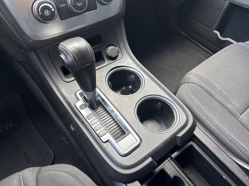 2013 GMC Acadia SLE-1