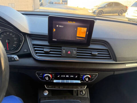 2019 Audi Q5 quattro Premium 45 TFSI