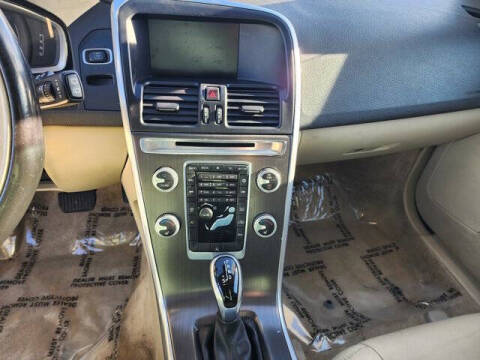 2016 Volvo XC60 T5 Drive-E Premier