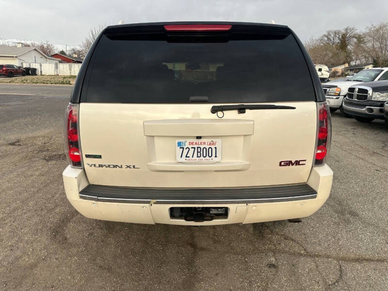 2012 GMC Yukon XL Denali