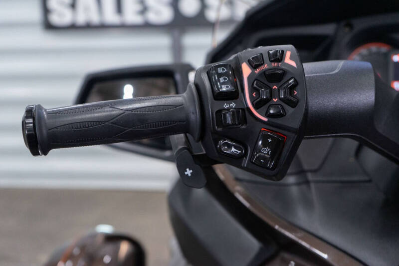 2013 Can-Am Spyder RT Limited