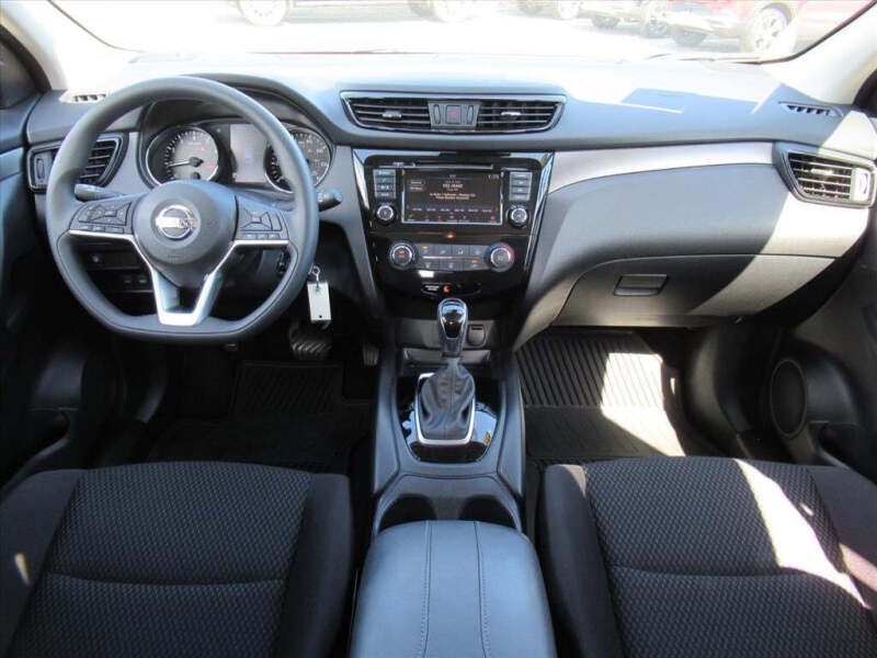 2020 Nissan Rogue Sport S