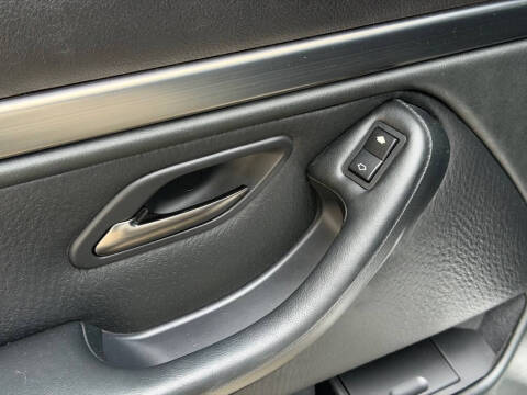 2002 BMW M5