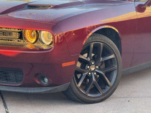 2019 Dodge Challenger SXT