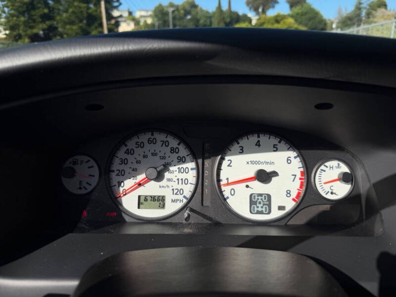 2003 Nissan Pathfinder LE