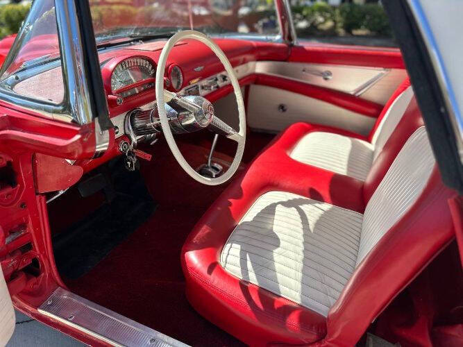 1955 Ford Thunderbird