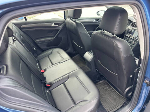 2020 Volkswagen Golf TSI