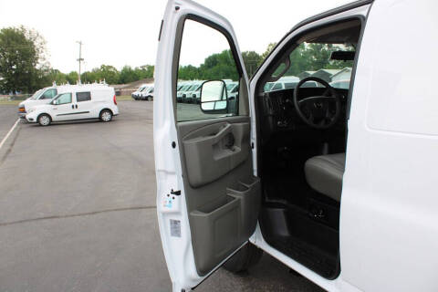 2024 Chevrolet Express 2500
