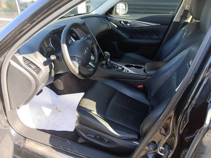 2014 Infiniti Q50