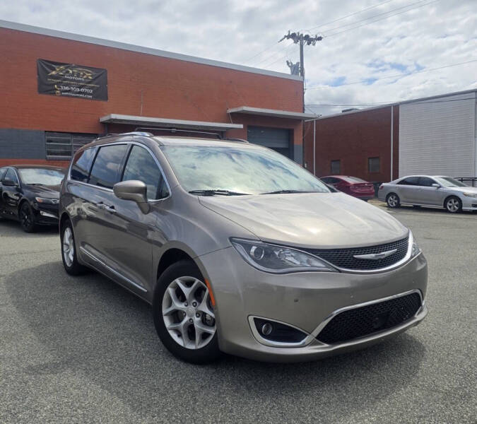 2018 Chrysler Pacifica Touring L Plus
