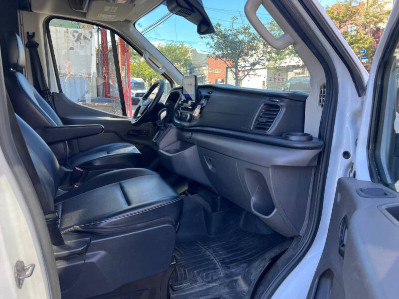 2021 Ford Transit 250