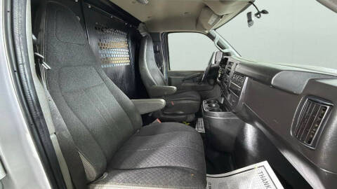 2024 Chevrolet Express 2500