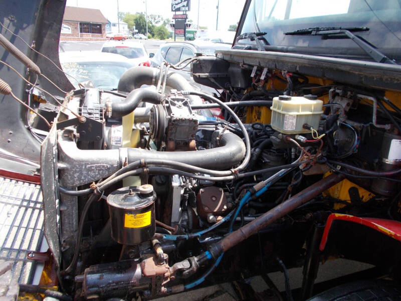 1999 Freightliner FL60