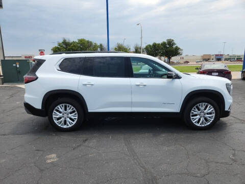 2024 GMC Acadia Elevation