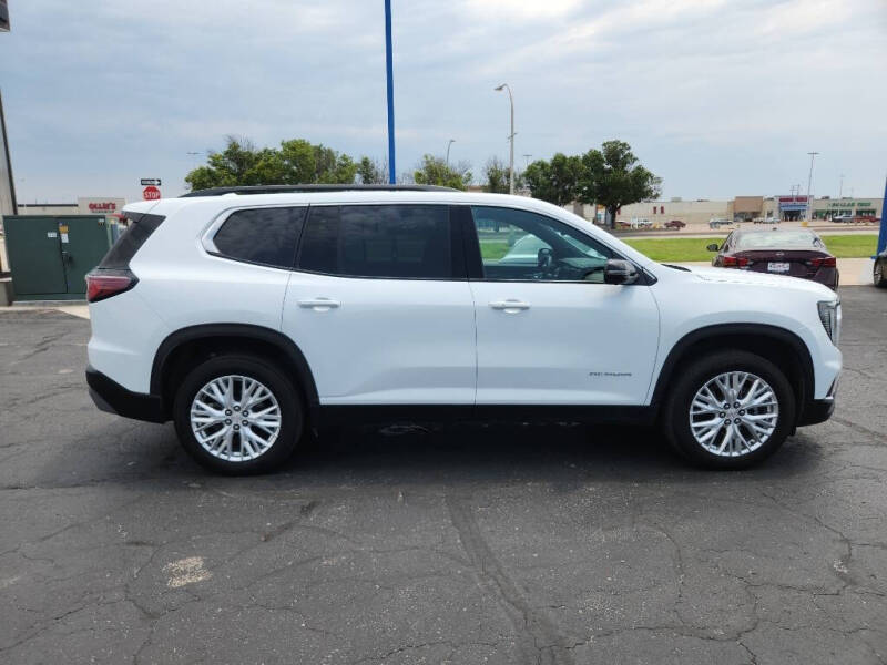 2024 GMC Acadia Elevation