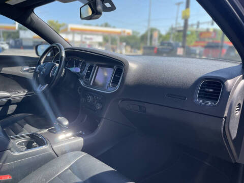 2014 Dodge Charger SXT