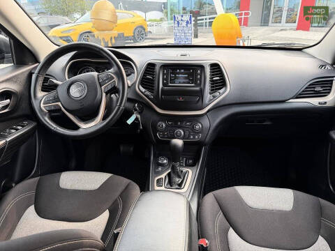 2016 Jeep Cherokee