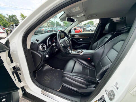 2018 Mercedes-Benz GLC GLC 300
