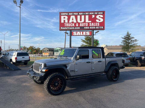 2020 Jeep Gladiator for sale at RAUL'S TRUCK & AUTO SALES, INC in Oklahoma City OK