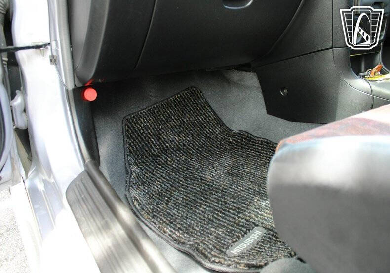 1996 Mitsubishi Lancer