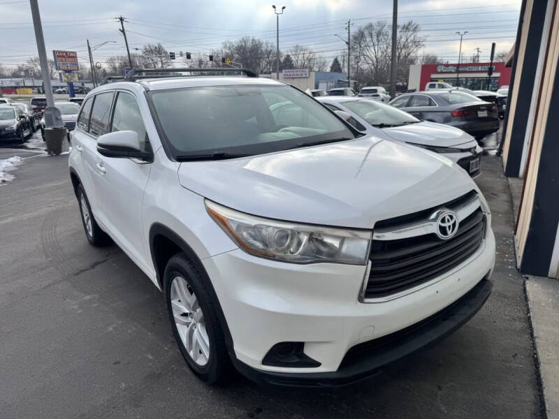 2015 Toyota Highlander LE