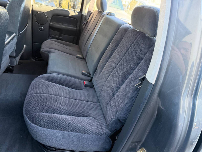 2004 Dodge Ram 2500 Pickup SLT - Photo 20