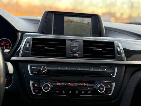 2018 BMW 3 Series 330i