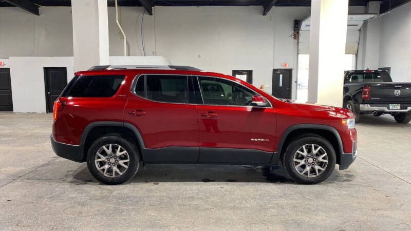 2021 GMC Acadia SLT
