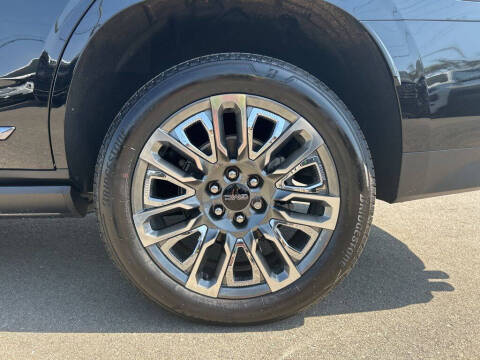 2023 GMC Yukon Denali Ultimate