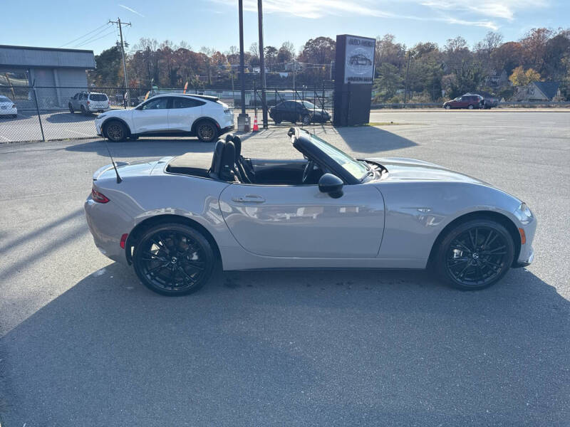 2024 Mazda MX-5 Miata Club