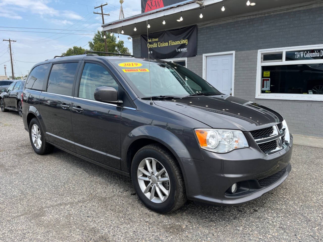 2019 Dodge Grand Caravan for sale at NCW AUTO GROUP in Kennewick, WA