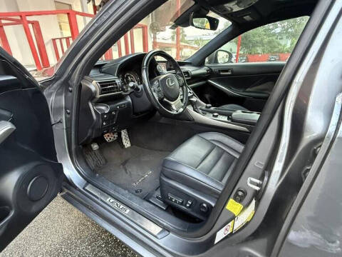 2017 Lexus IS 200t