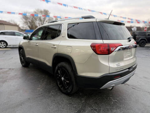 2017 GMC Acadia SLT-1