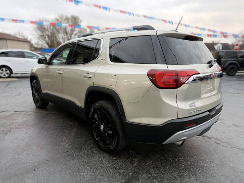 2017 GMC Acadia SLT-1