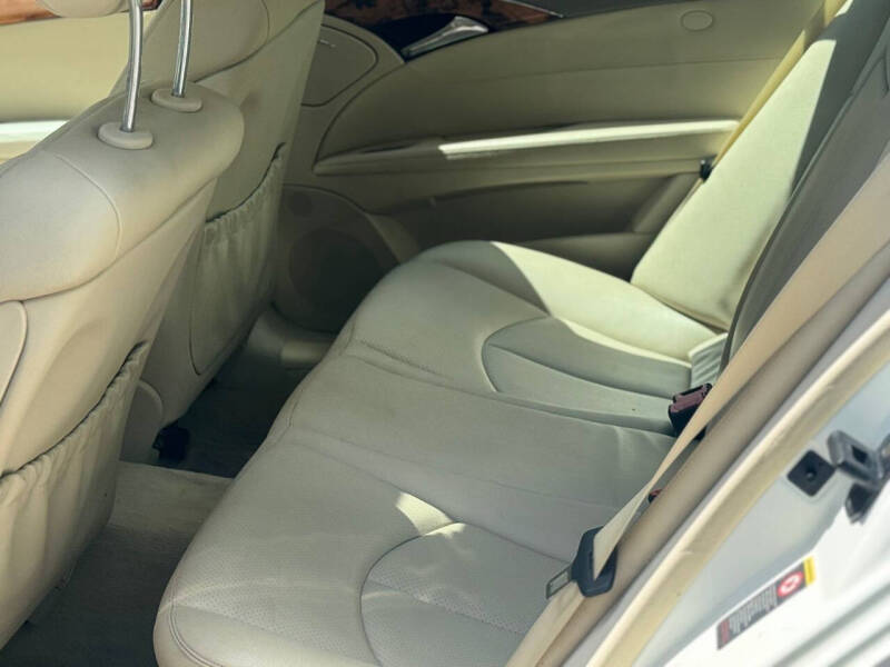 2005 Mercedes-Benz E-Class E 320