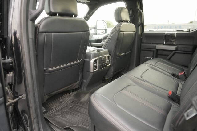 2022 Ford F-450 Super Duty Platinum