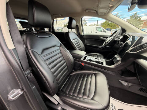 2021 Ford Edge SEL
