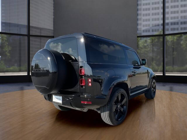 2024 Land Rover Defender 90 P400 X-Dynamic SE