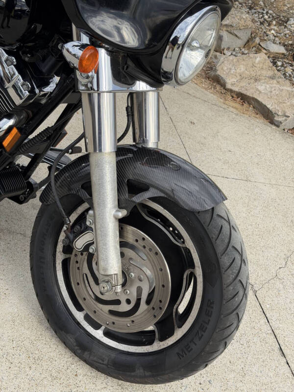 2006 Harley-Davidson FLHXI