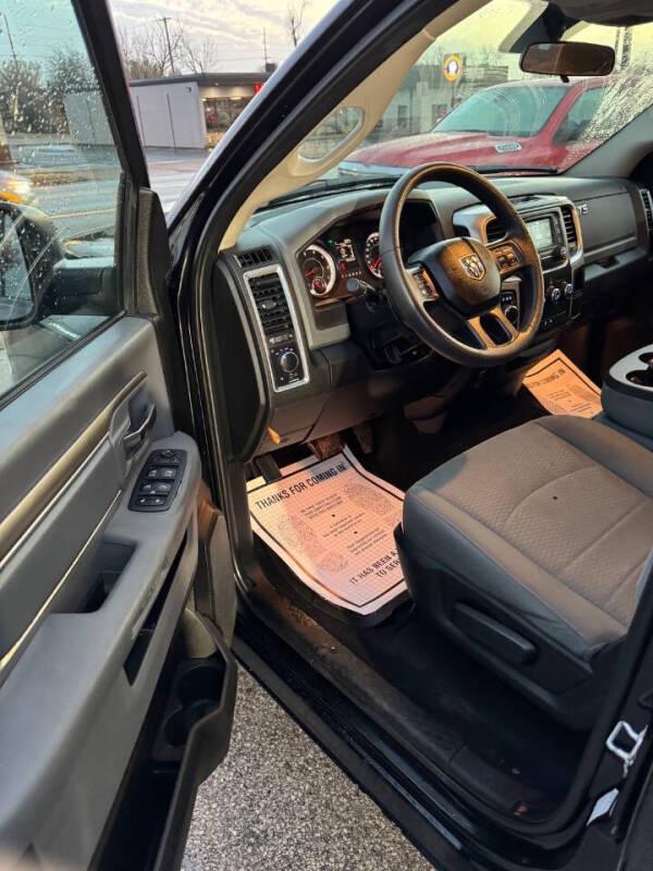 2019 RAM 1500 Classic SLT